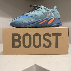 Yeezy BOOST 700 Faded Azure 10