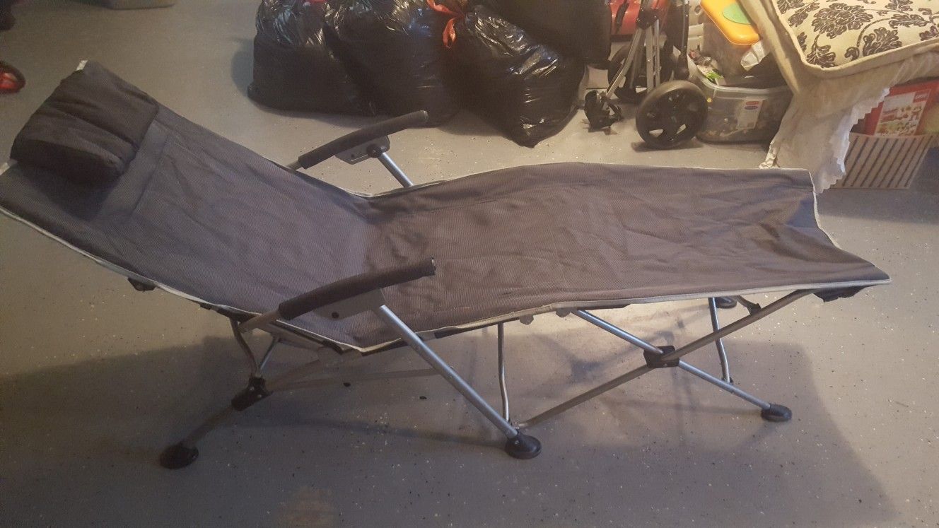 Camping recliner