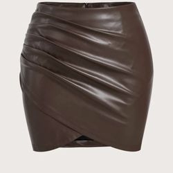 1XL Faux Leather Mini Skirt 