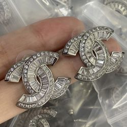 New 18k stainless steel silver good quality