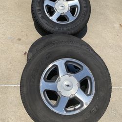 2002 to 2006 Chevy trailblazer aluminum wheels with tires