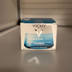 new Vichy Mineral 89 Moisture boost cream 
