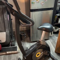 Gold’s Gym Silent Exercise Bike