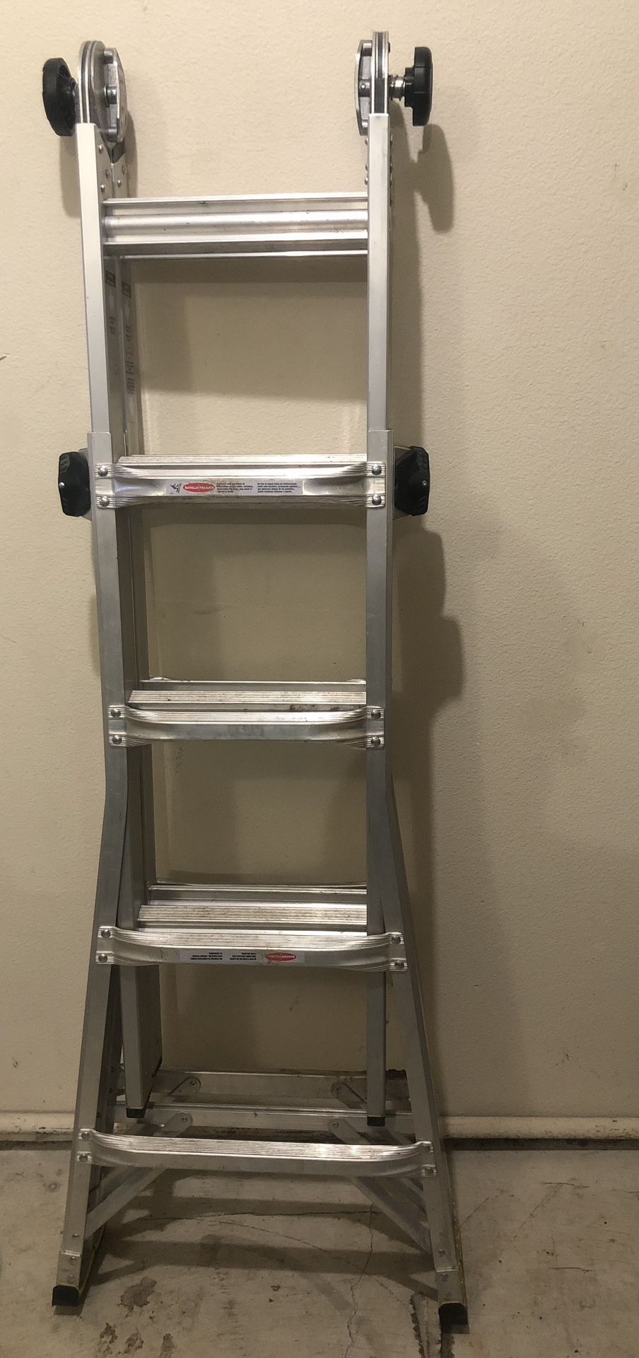 Gorilla Ladders MPX17