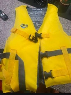 MTI Livery Sport PFD Life Jacket - Adult Medium/Large (Excellent Condition)