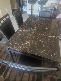2Tv's&table with 4 chairs