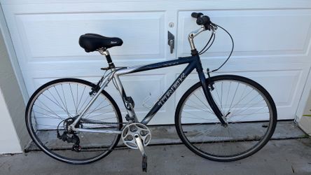 Trek 7000 hybrid bike Large bicycle 700c 21 speed