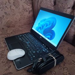 Laptop Dell Latitude Core i5- Keyboard-Backligh-12gb Ram -500gb HD.