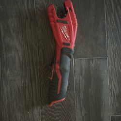 Milwaukee 12v Copper Cutter