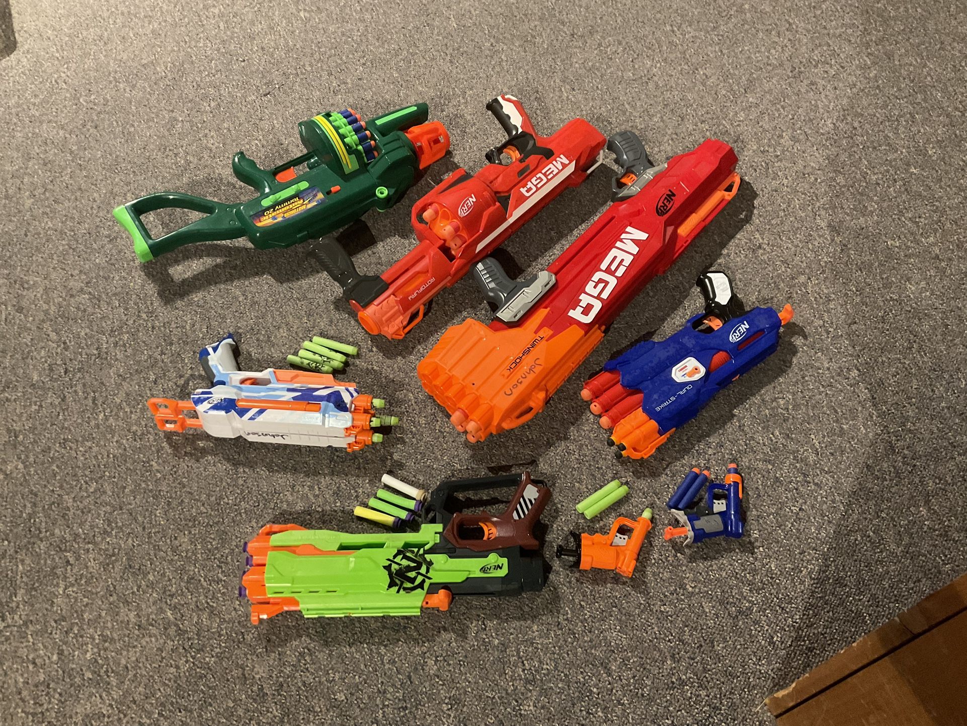 Assortment Of Nerf Guns
