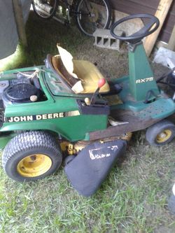 John deere riding mower