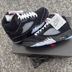 Jordan 5 Metallic Sz 8.5, 10, 12, & 13
