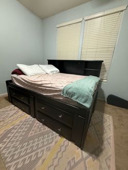 Full size storage bed