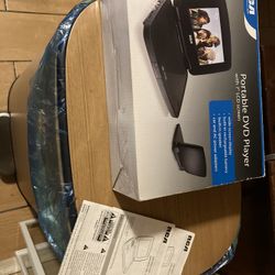 RCA 7” LCD Portable DVD Player 