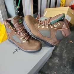 Timberland kids boots size 4.5