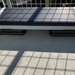 Adjustable Aerobic Step Deck – Excellent Condition- Include 4 risers