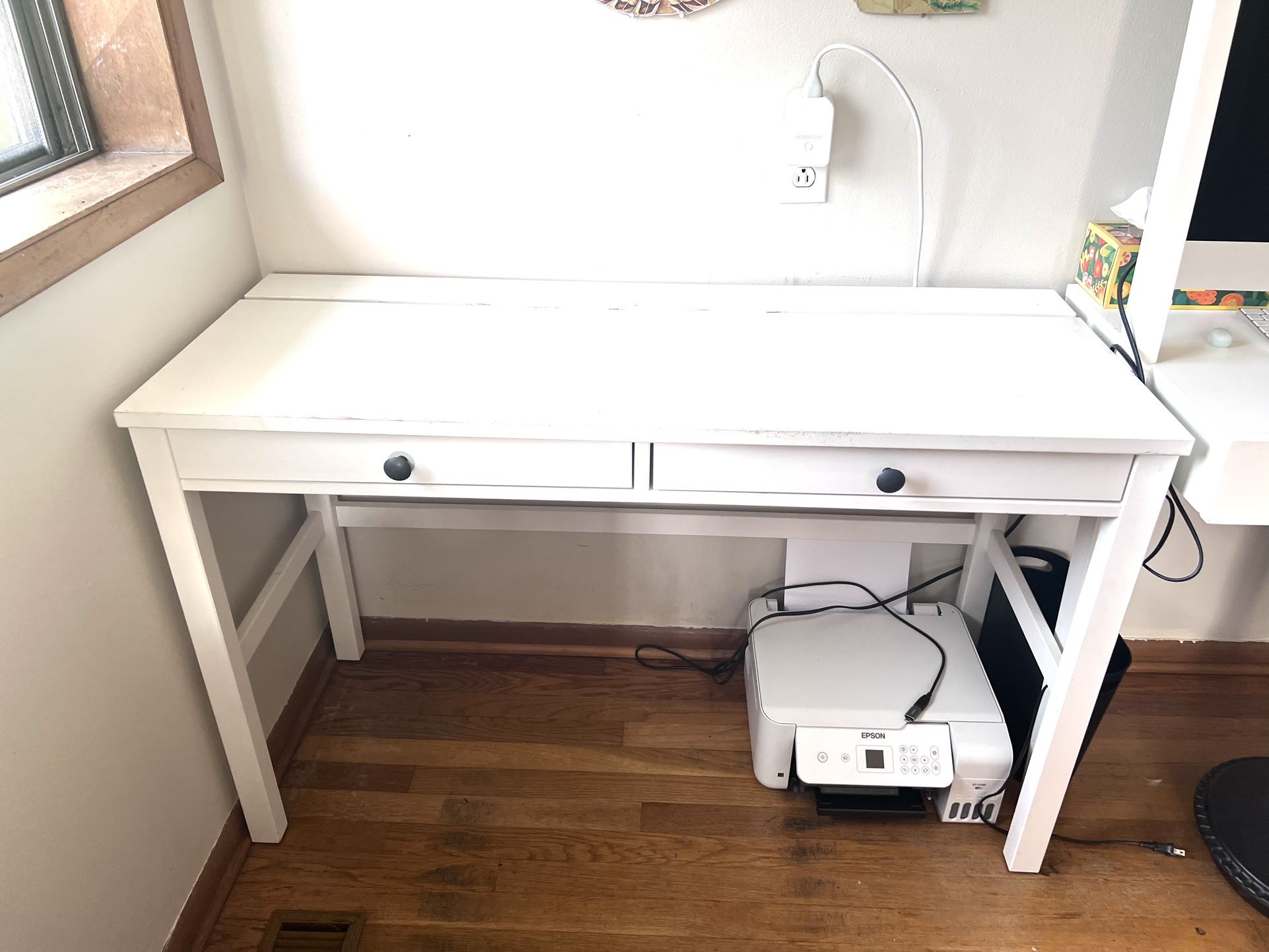 White Desk