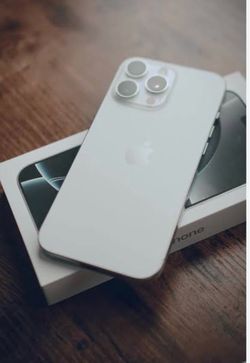 iPhone 16 Pro Max White Titanium