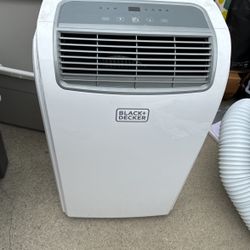 Window air conditioner