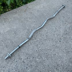 Curl Bar With Collars