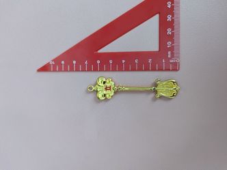 Decorative Gold-Tone Skeleton Key Charm