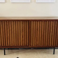 Mid-Century Slatted Wood Sideboard / Buffet Cabinet