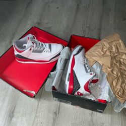 JORDAN 3S  SIZE 9 