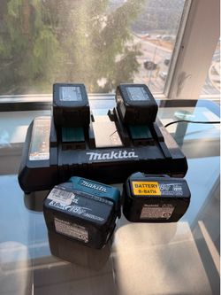 Makita double charger + 4 original 18V LXT batteries (3.0Ah)