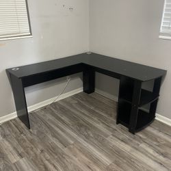 Lots Of Free Stuff If Pick Up Today. 