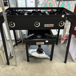 BRAND NEW GasOne Triple Burner, Outdoor Cooker, High Pressure with Regulator, Quemador