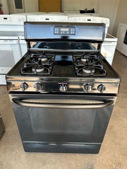 GE gas stove 30” (1 month warranty)