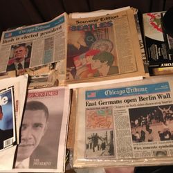 Lot Of Chicago Tribune And Chicago Sun-Time Newspapers '80s '90s Mostly Y2K George Bush Senior Elected 9/11 Obama Becomes President Reagan Berlin Wall