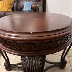 Two Living Room End Table And Coffee Table 