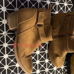 Girls Boots