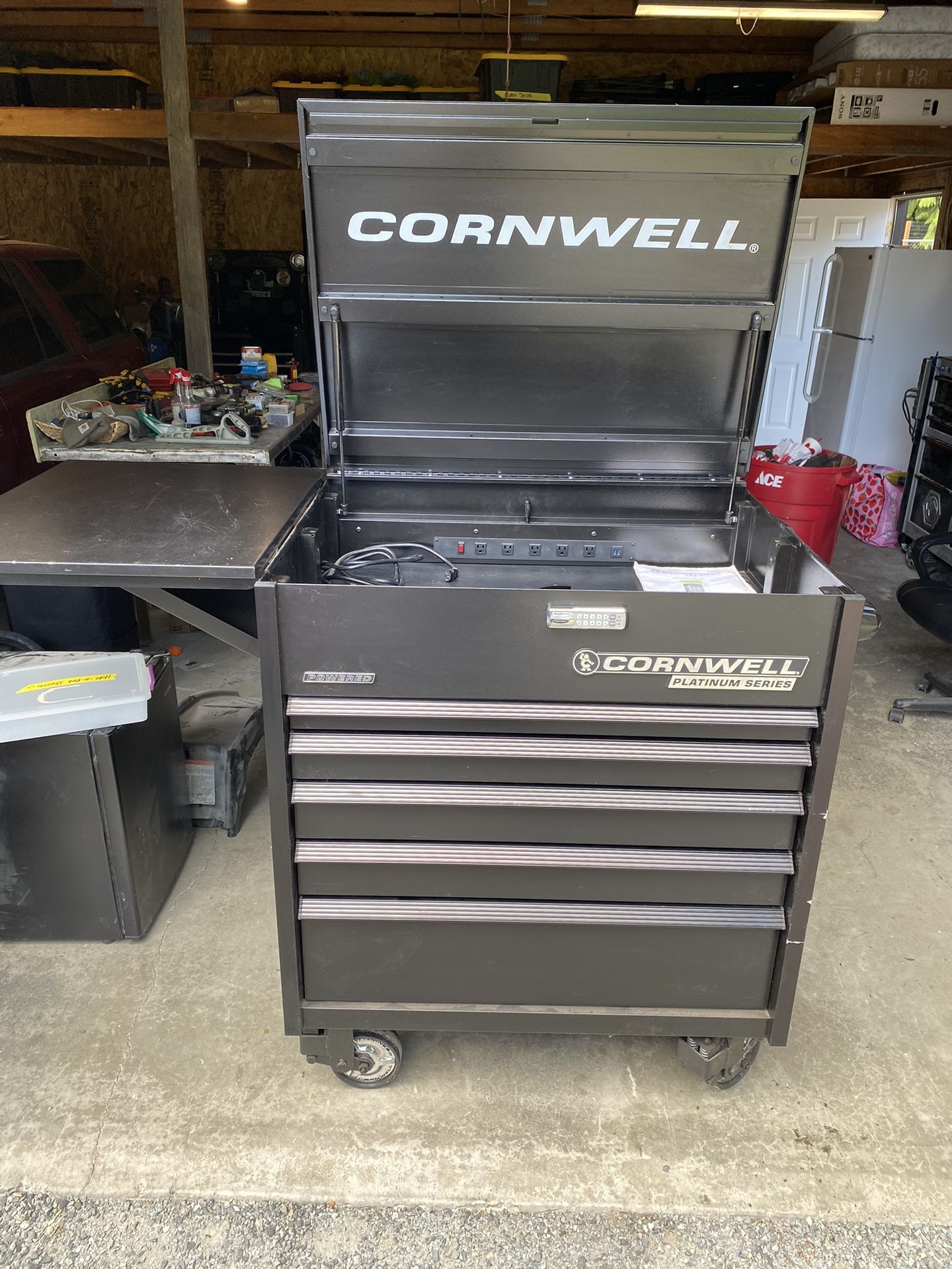 Cornwell Tool Cart/Box