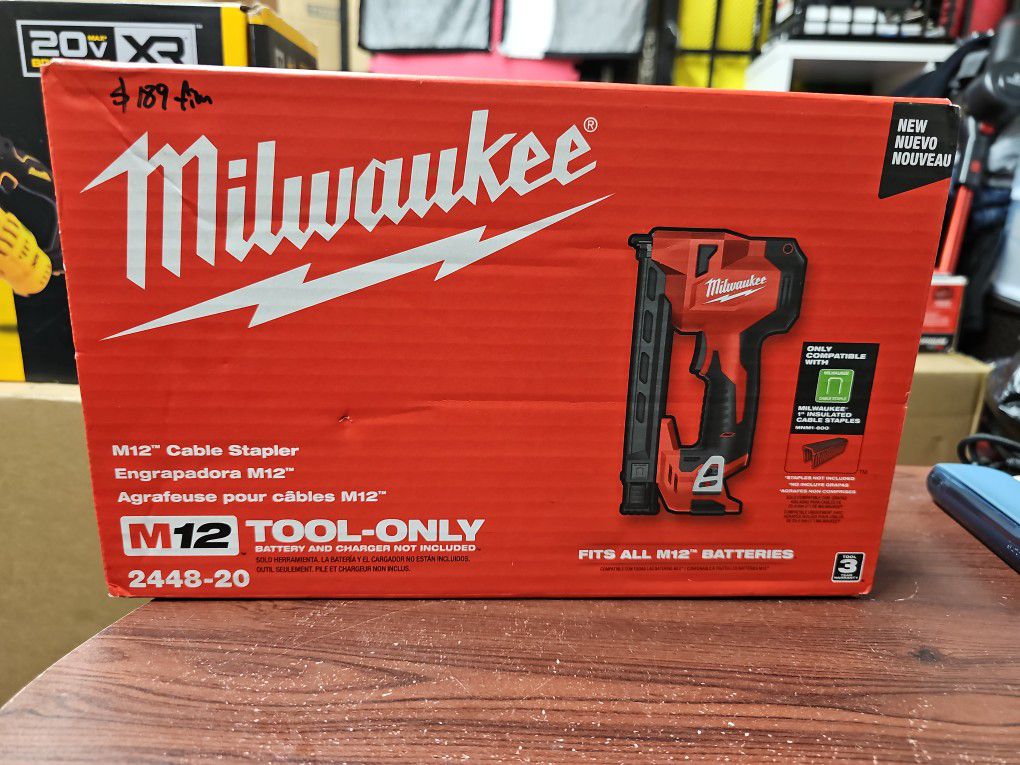 Milwaukee M12 12-Volt Lithium-Ion Cordless Cable Stapler (Tool-Only) for  Sale in Torrance, CA OfferUp