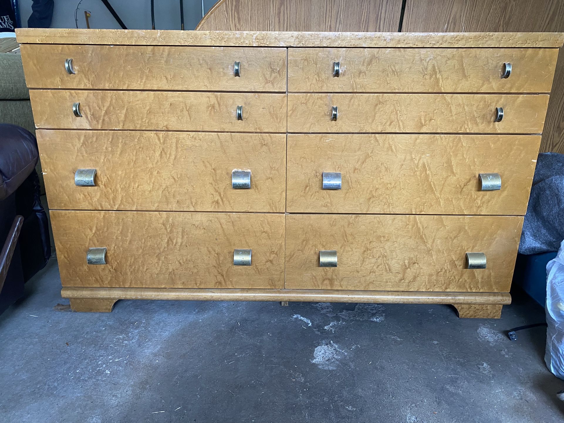 Dresser With Full Mirror 