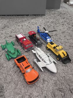 POPULAR PLAYTHINGS Mix or Match Vehicles Orange, Magnetic Toy Play Set, 21 Pieces