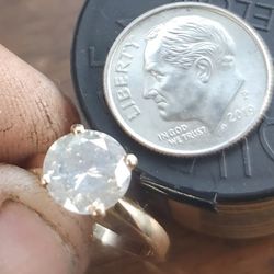 Real Diamond Ring 14 Karat Yellow Gold