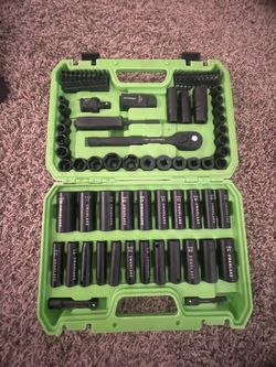 Swanlake Socket Set with Case
