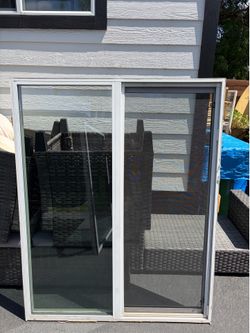 Dual Pane Vinyl Window w/ Screen