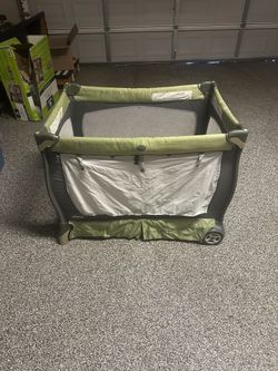 Chicco Pack And Play