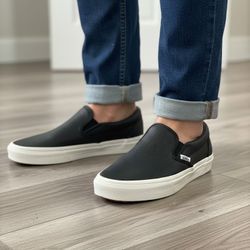 VANS Unisex Classic Slip On Perf Leather Sneakers Black Size Men 9.5/Women 11