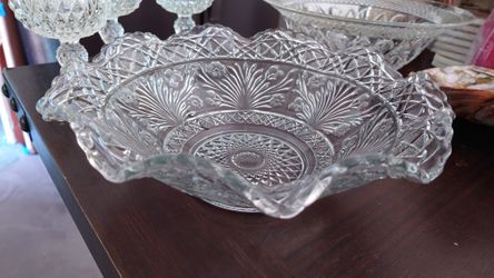 EAPG Horsemint Ruffle Berry Bowl 1915