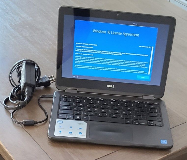 Dell Inspirion 11-3168 Pentium N3710 1.6 GHz 4GB Ram 500 GB HDD Touchscreen Tablet.