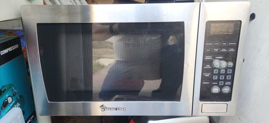Microwave oven