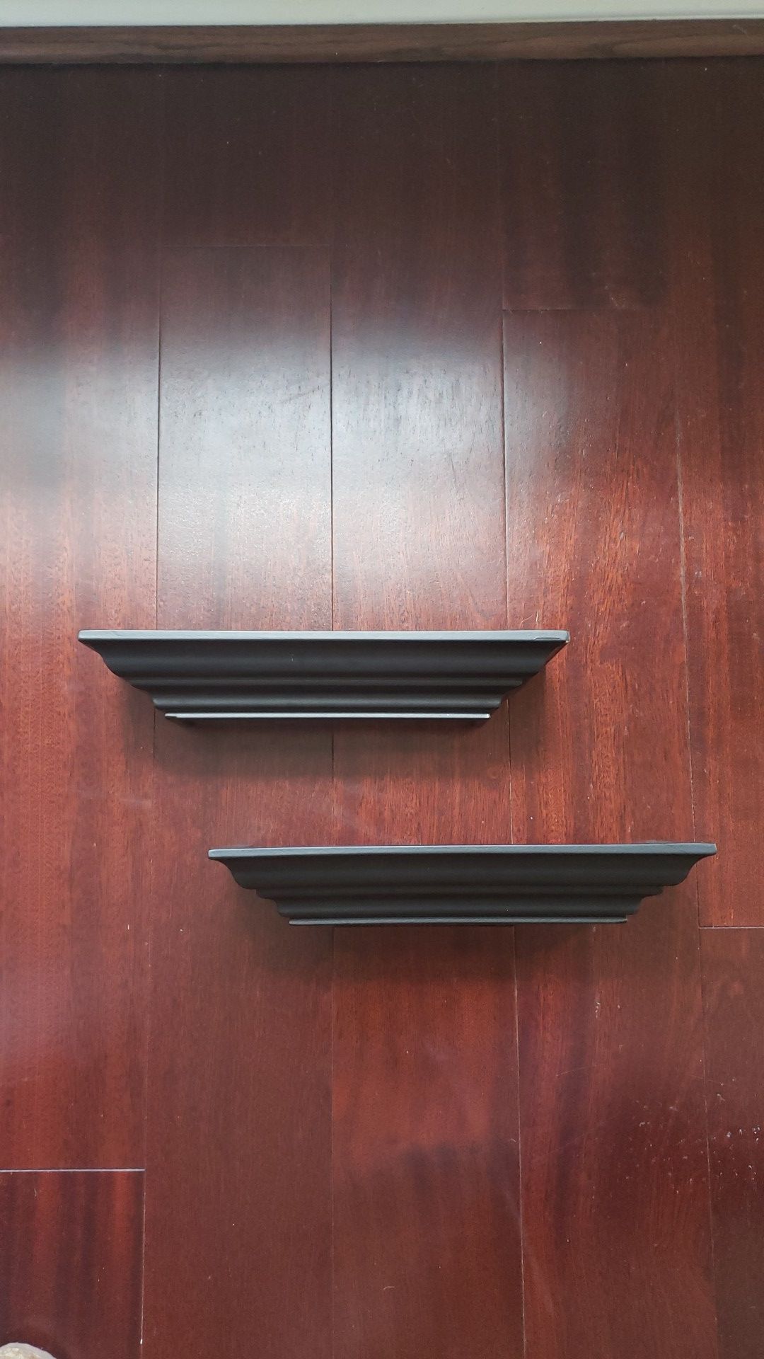 Wall shelves