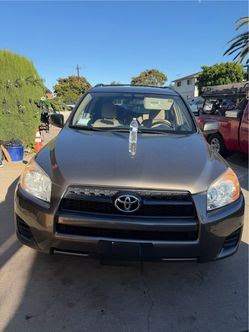 Toyota RAV4 SUV
