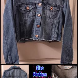 Size Medium Cropped Jean Jacket