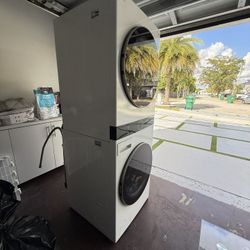 LG Washer And Dryer 